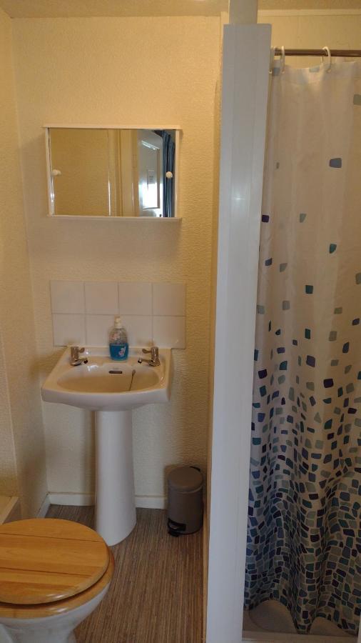 The Kathrene Second Floor Sea View Apartment Fleetwood Bagian luar foto